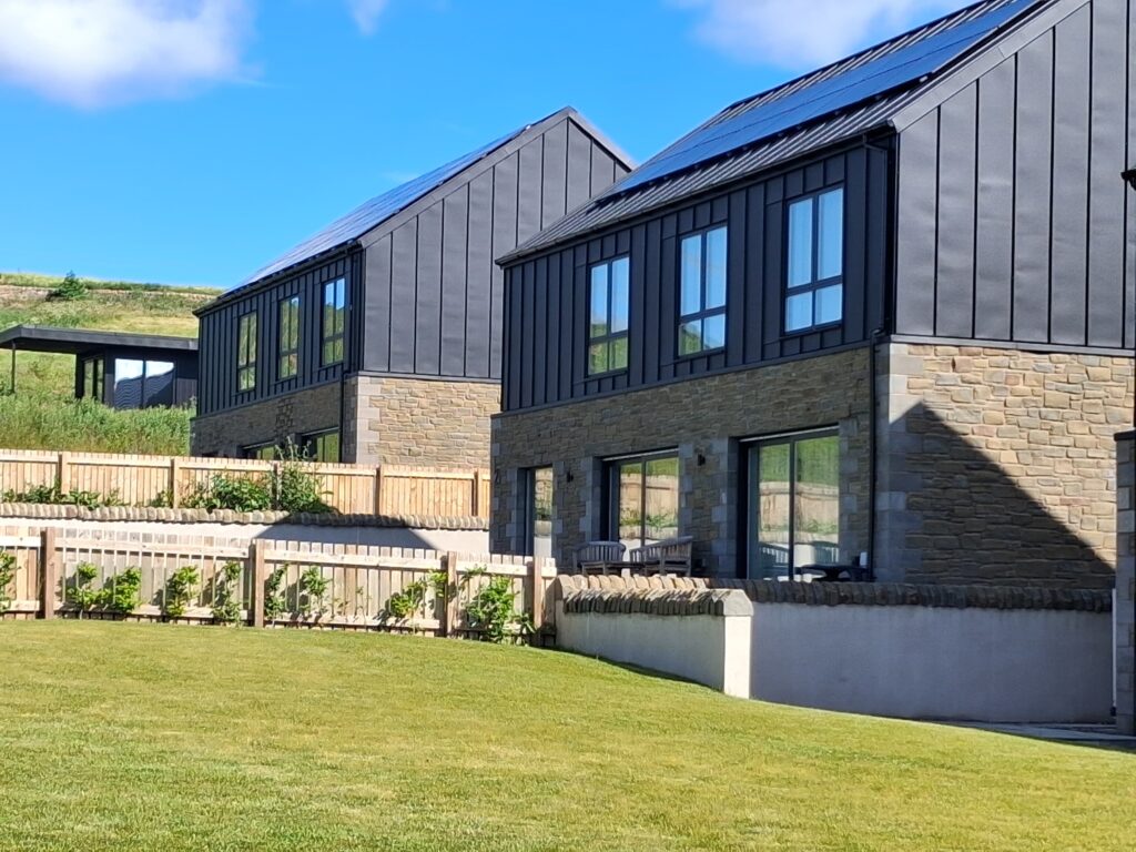 West Pitscottie, New Build – Denfind Stone